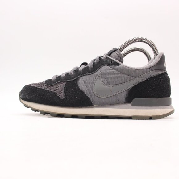 Nike Internationalist Women's Size 7 Black Gray Running Sneakers 629684-010 - Picture 4 of 9